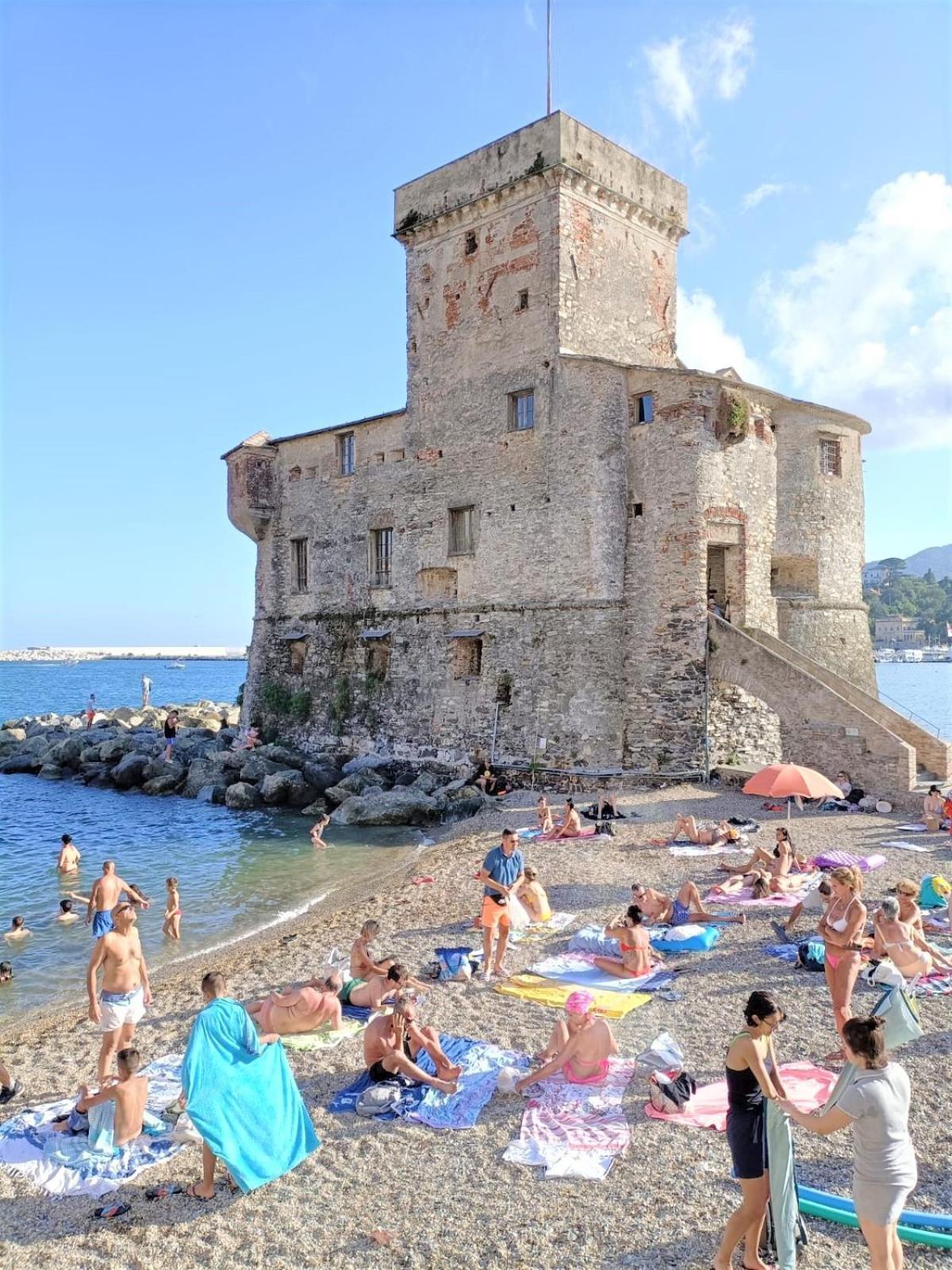 Appartamento Fronte Del Golf Rapallo Esterno foto